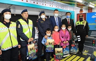 Kaymakam Ürkmezer, ‘Mobil Trafik Eğitimi’ etkinliğine...