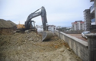 Alanya Belediyesi’nin yol açma çalışmaları...