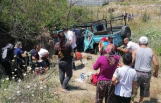 Safari Cipi Şarampole Yuvarlandı 1 Ölü!