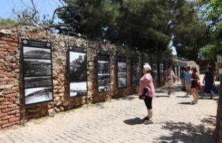 ‘Fotoğraflarla Bir Zamanlar Alanya’ sergisi yerli...