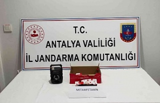 Kargoyla gelen uyuşturucu jandarmaya takıldı!