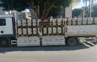 Manavgatta Kamyon Dolusu 10 Bin Litre Sahte İçki...