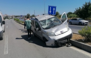 Tabelaları Yıkıp Refüje Çıktı!