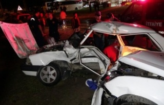 Trafik kazası can pazarına döndü: 4 yaralı