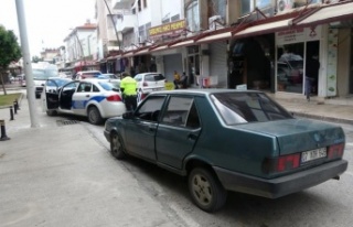 Ters yöne giren sürücü yaya ve sürücülere korku...