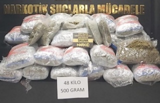 48 kilogram uyuşturucu ele geçirildi: 4 gözaltı!