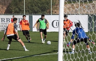 Alanyaspor, Beşiktaş maçı hazırlıklarına başladı