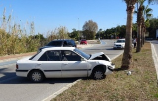 Alkolden ehliyeti iptal edilen sürücü otomobille...