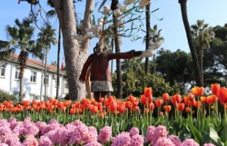 ALANYA LALE, SÜMBÜL VE NERGİSLERLE RENKLENDİ