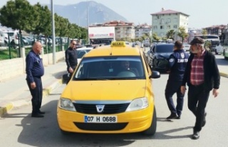 Alanya’da halk otobüsleri ve taksiler denetlendi