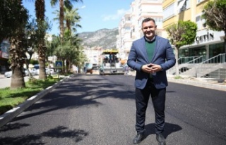 YUNUS EMRE CADDESİ BAŞTAN SONA YENİLENİYOR