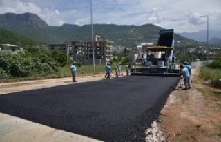 Alanya Belediyesi'nin asfalt çalışmaları...