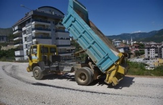 ALANYA BELEDİYESİ’NDEN 3 KOLDAN ASFALT ÇALIŞMASI