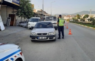 Jandarma ekiplerinden trafik denetimi