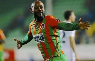 Alanyaspor’un yıldız isminden transfer sürprizi