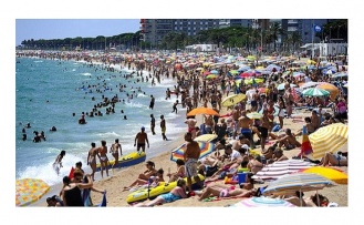 Antalya’da turist sayısı 4 milyonu aştı!