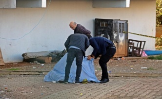 15 katlı binadan düşen genç kadın hayatını kaybetti!