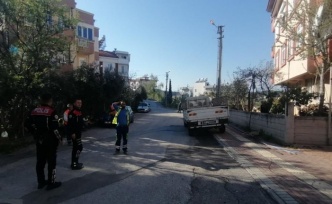 Bakım için çıktığı direkte elektrik akımına kapıldı!