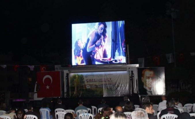 Alanya’da sinema gösterimine büyük ilgi