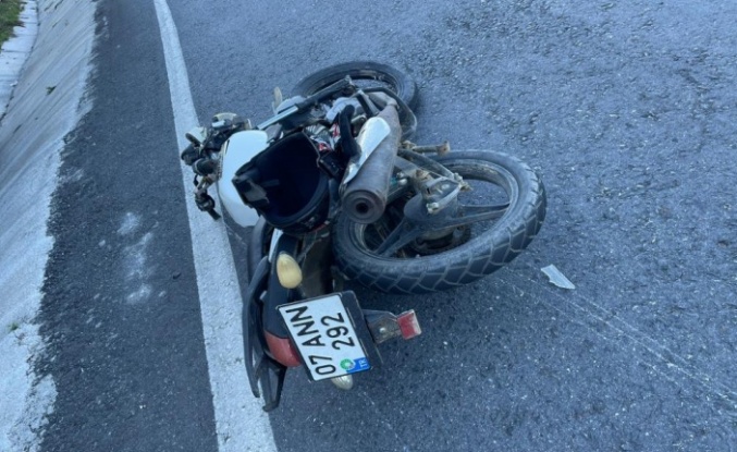 Gazipaşa'da trafik kazası:3 yaralı!